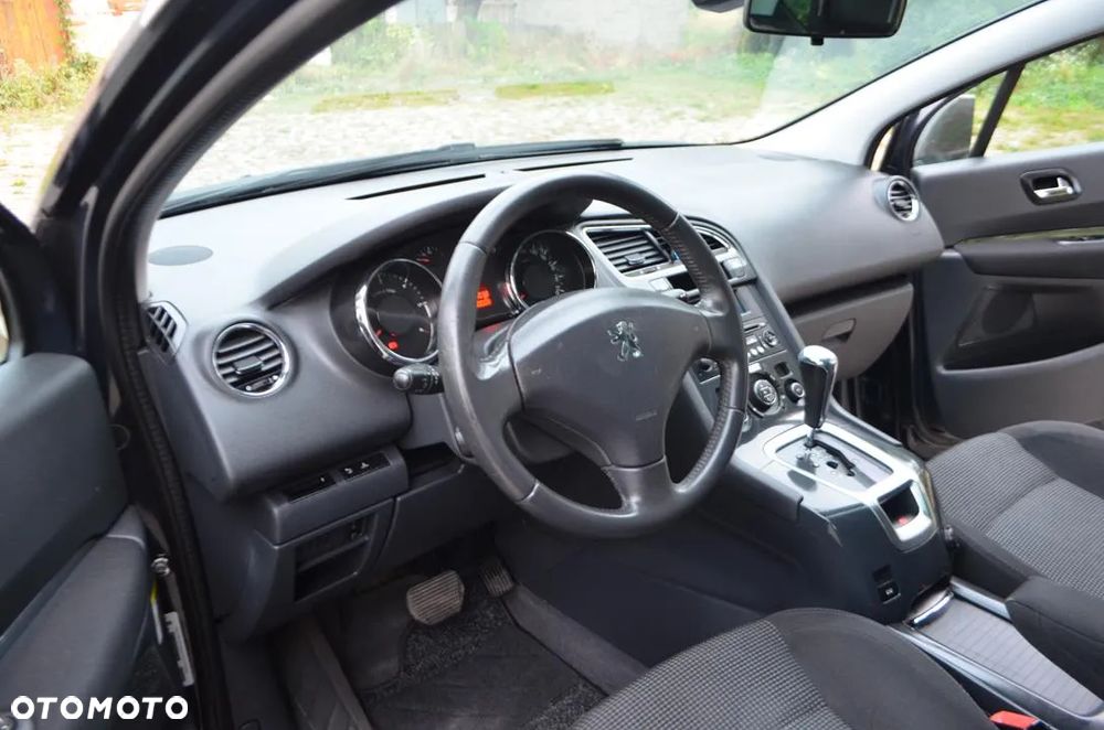Peugeot 5008 HDI 160 Automatik Active - 25