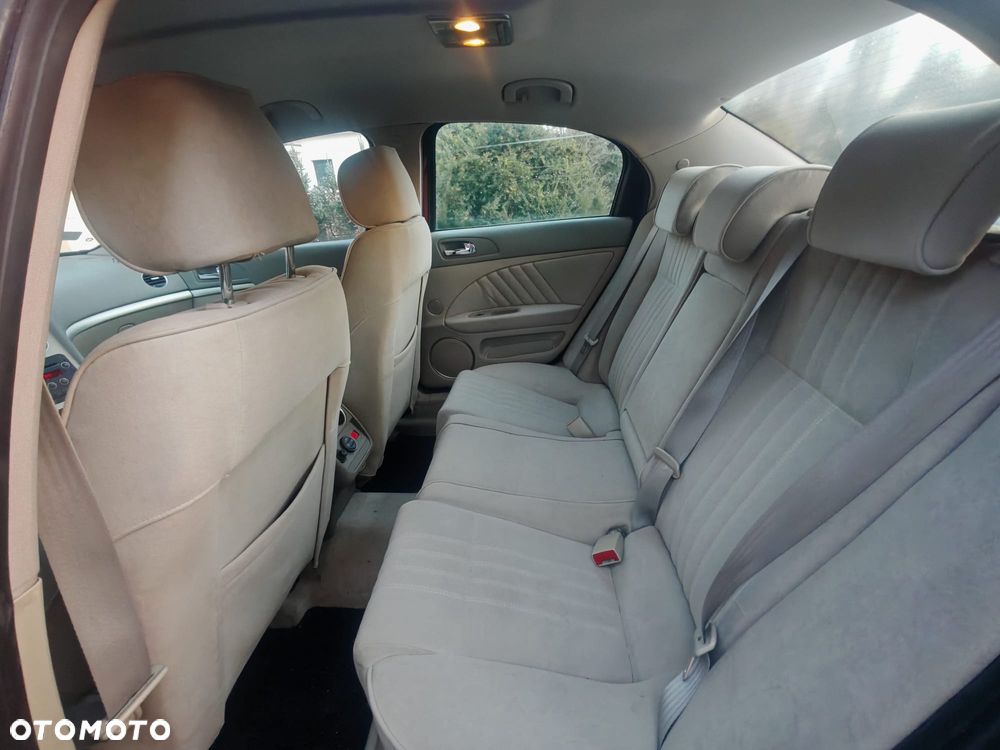 Alfa Romeo 159 2.2JTS Progression - 4