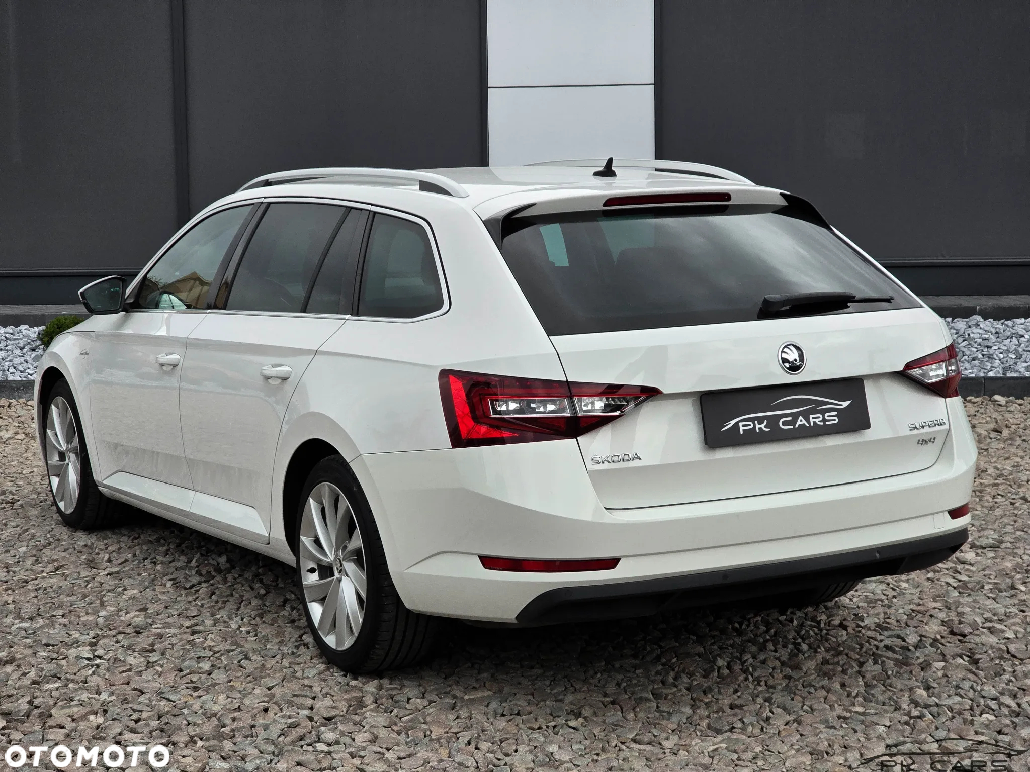 Skoda Superb Combi 2.0 TDI 4x4 DSG L&K - 19