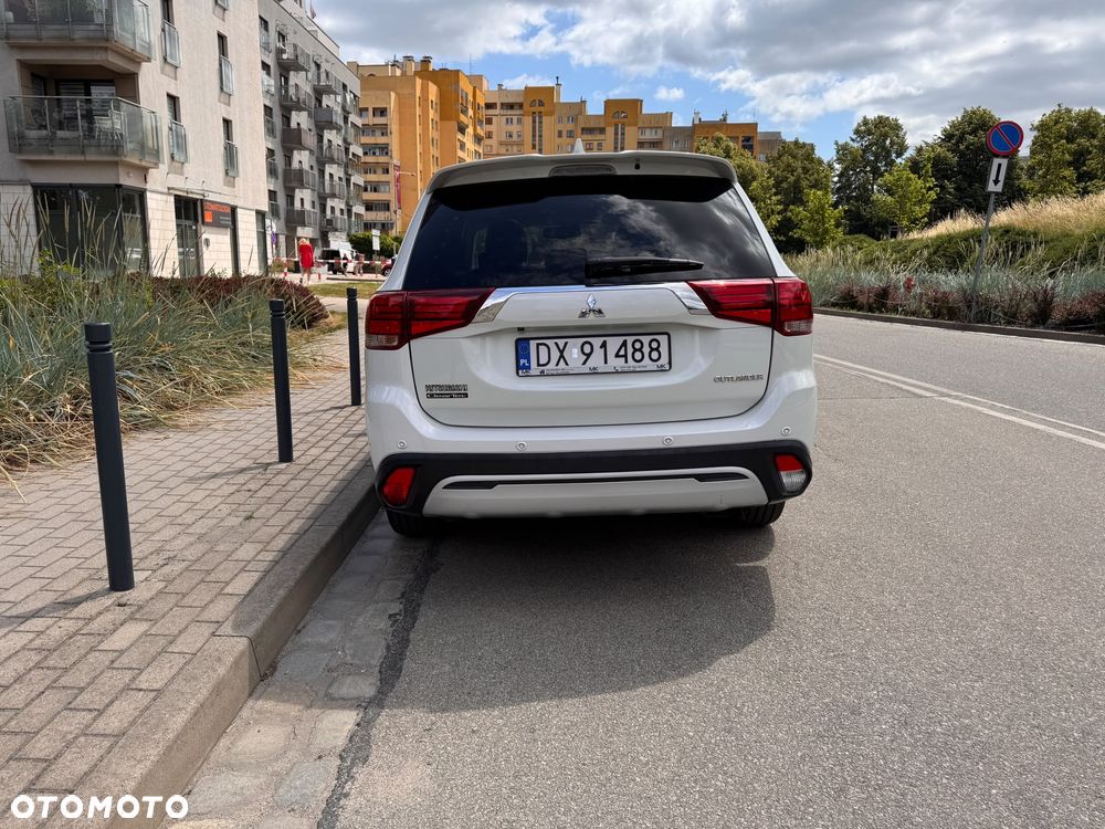 Mitsubishi Outlander 2.0 Intense 2WD CVT - 6