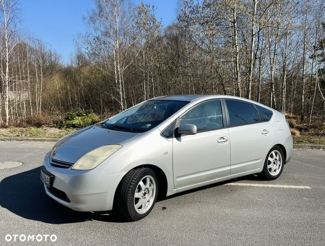 Toyota Prius 1.5 VVT-i Sol - 11