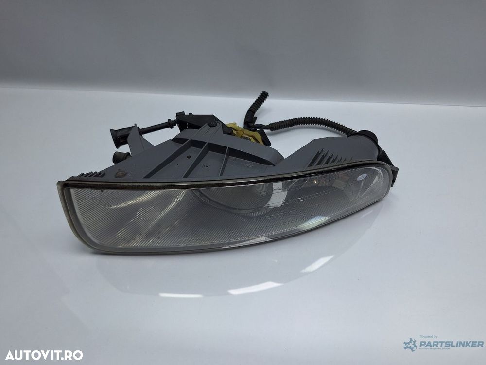 Proiector ceata stanga SKODA SUPERB II Estate 3T5 2009 - 2015 TDI CBBB, CFGB 3T0941699A - 3