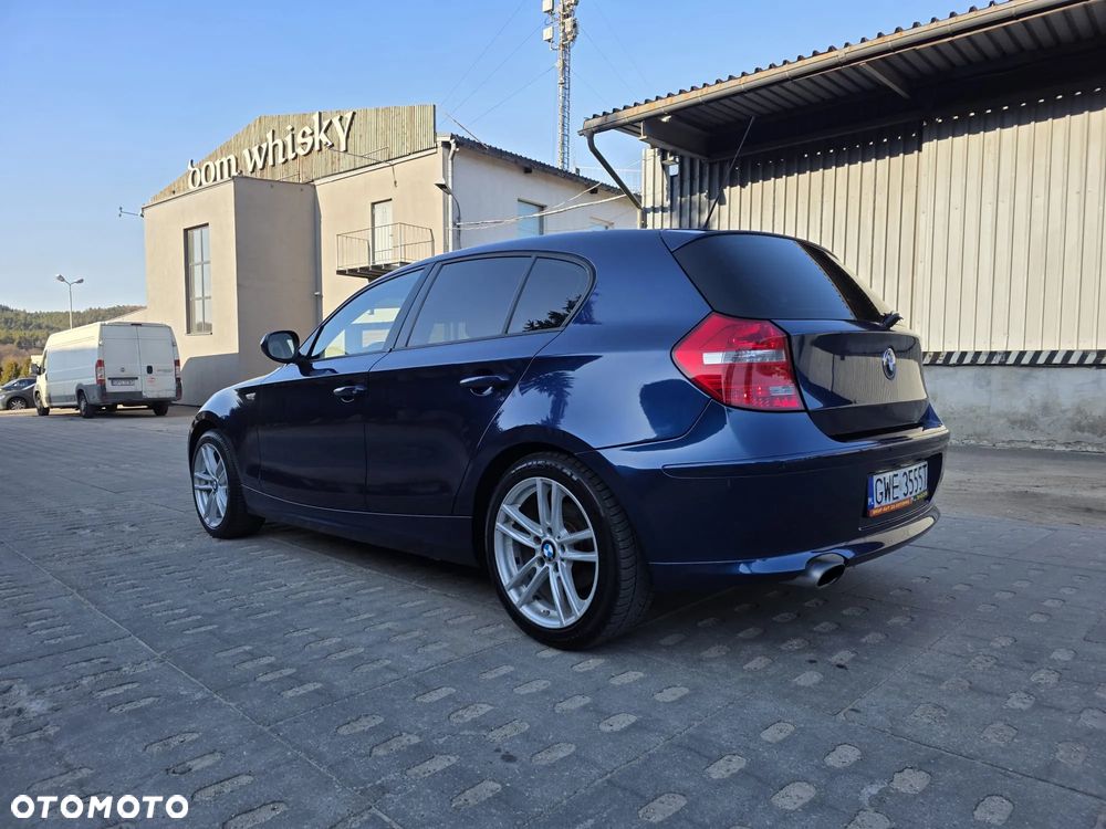 BMW Seria 1 116d Sport Line - 7