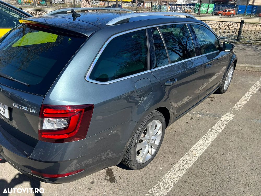 Skoda Octavia 2.0 TDI DSG Exclusive - 3