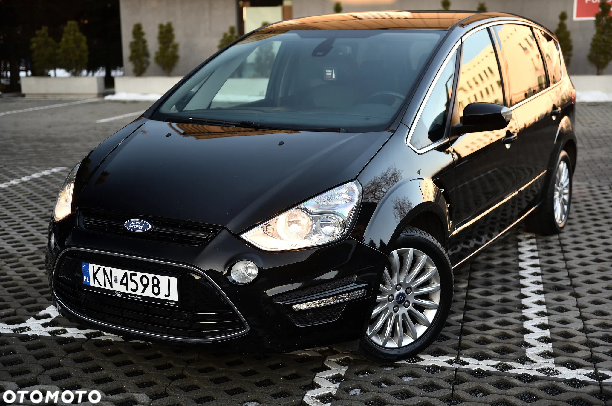 Ford S-Max 2.0 TDCi Titanium - 15