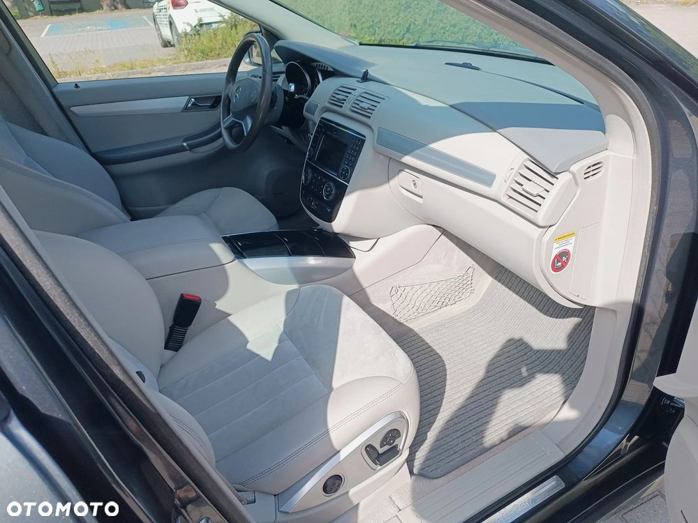 Mercedes-Benz Klasa R 300 CDI L 7G-TRONIC DPF Grand Edition - 14