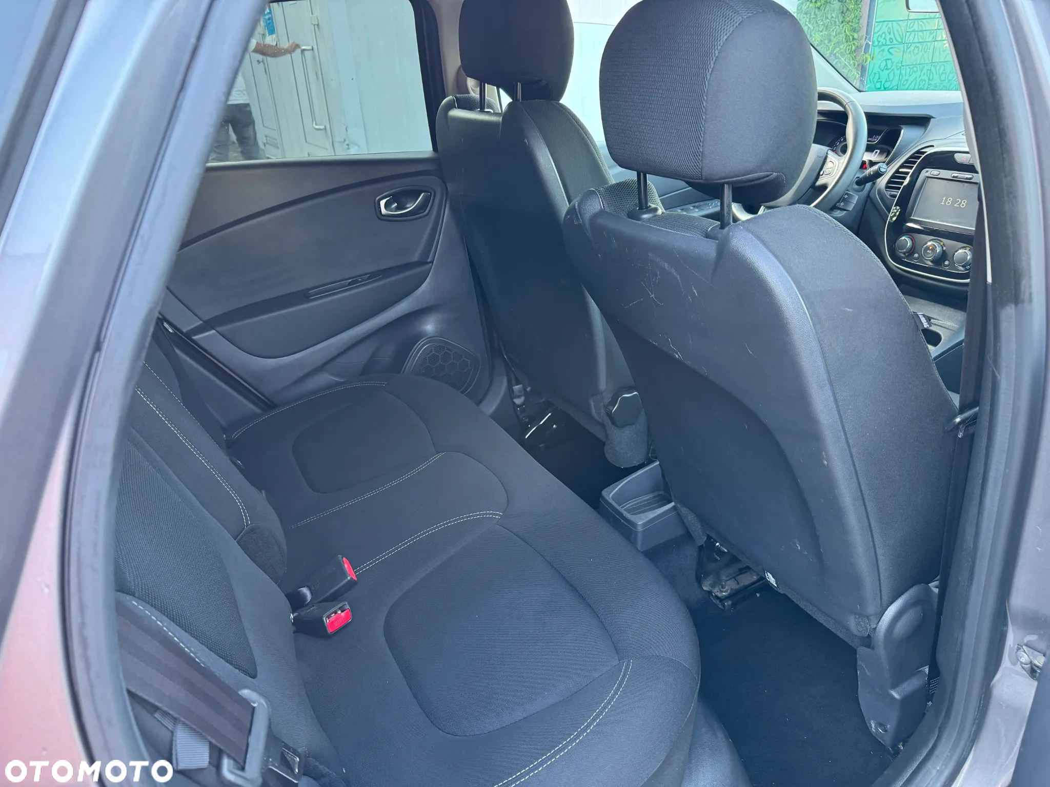 Renault Captur 0.9 Energy TCe Life EU6 - 11
