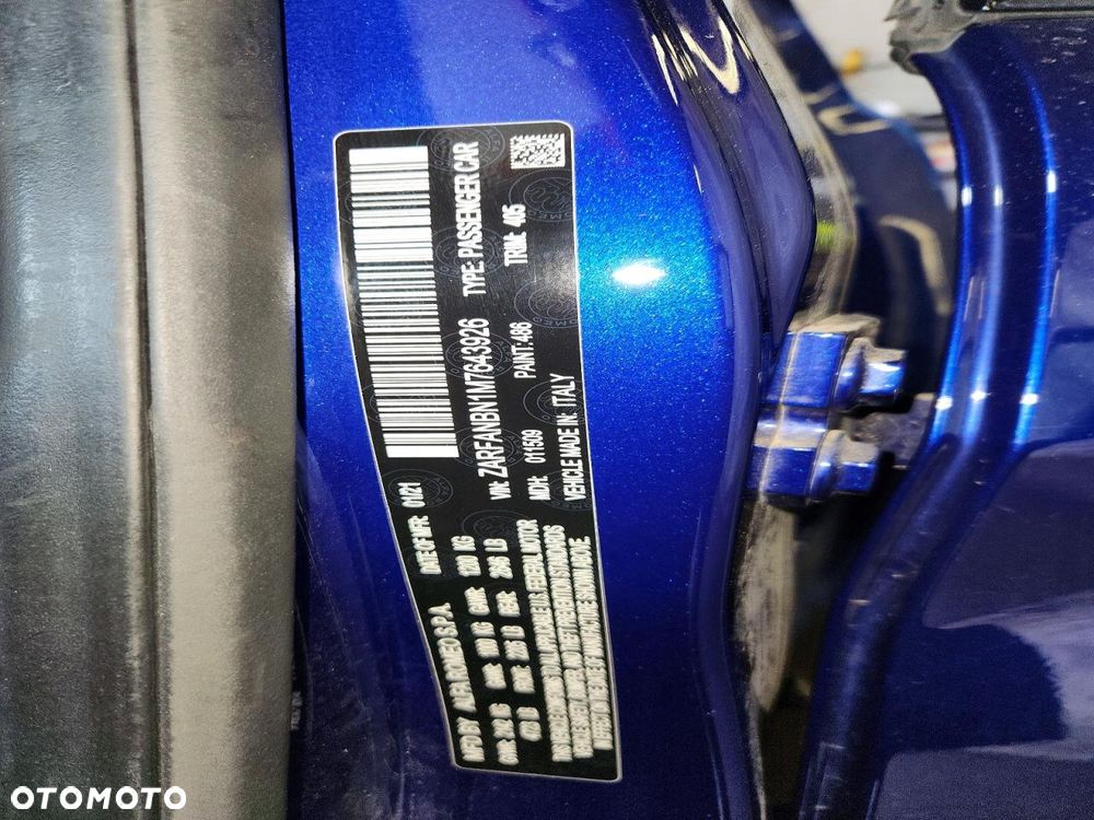 Alfa Romeo Giulia 2.0 Turbo 16V AT8 Veloce - 14