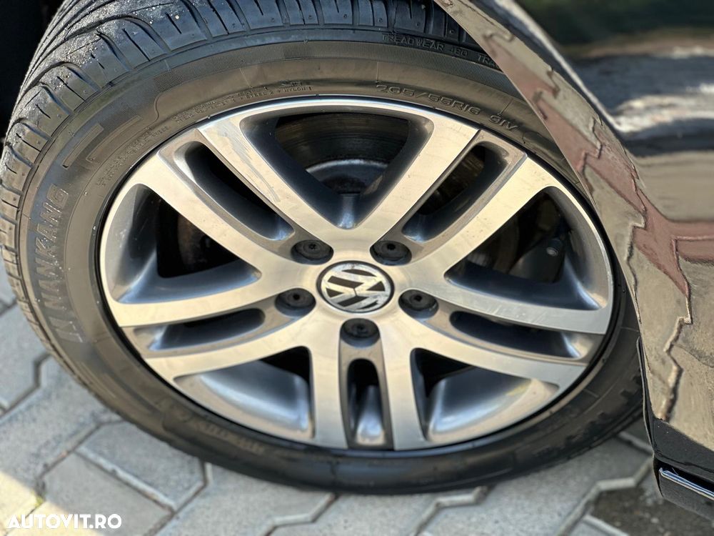 Volkswagen Golf 1.6 Team - 33