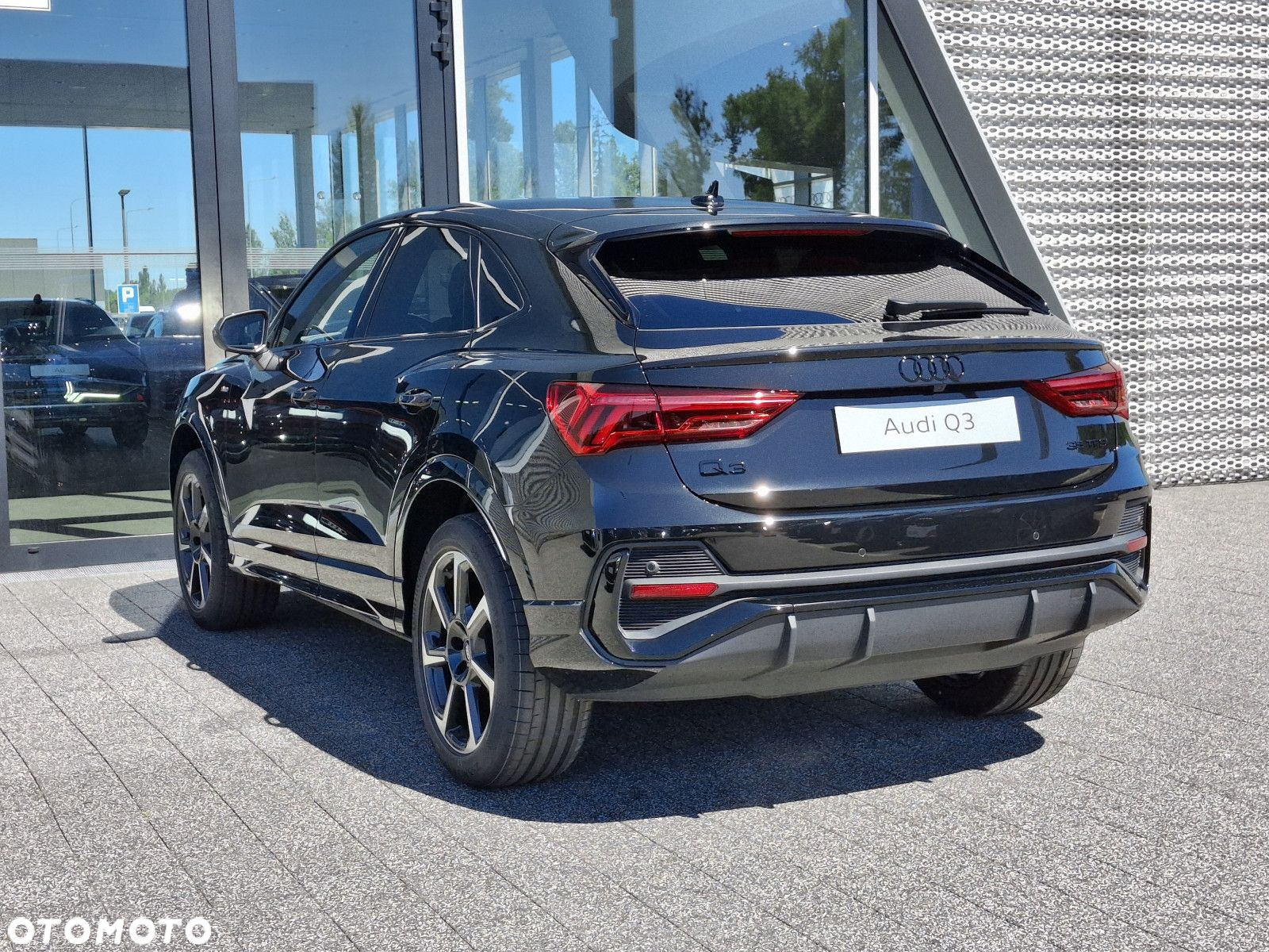 Audi Q3 Sportback - 9
