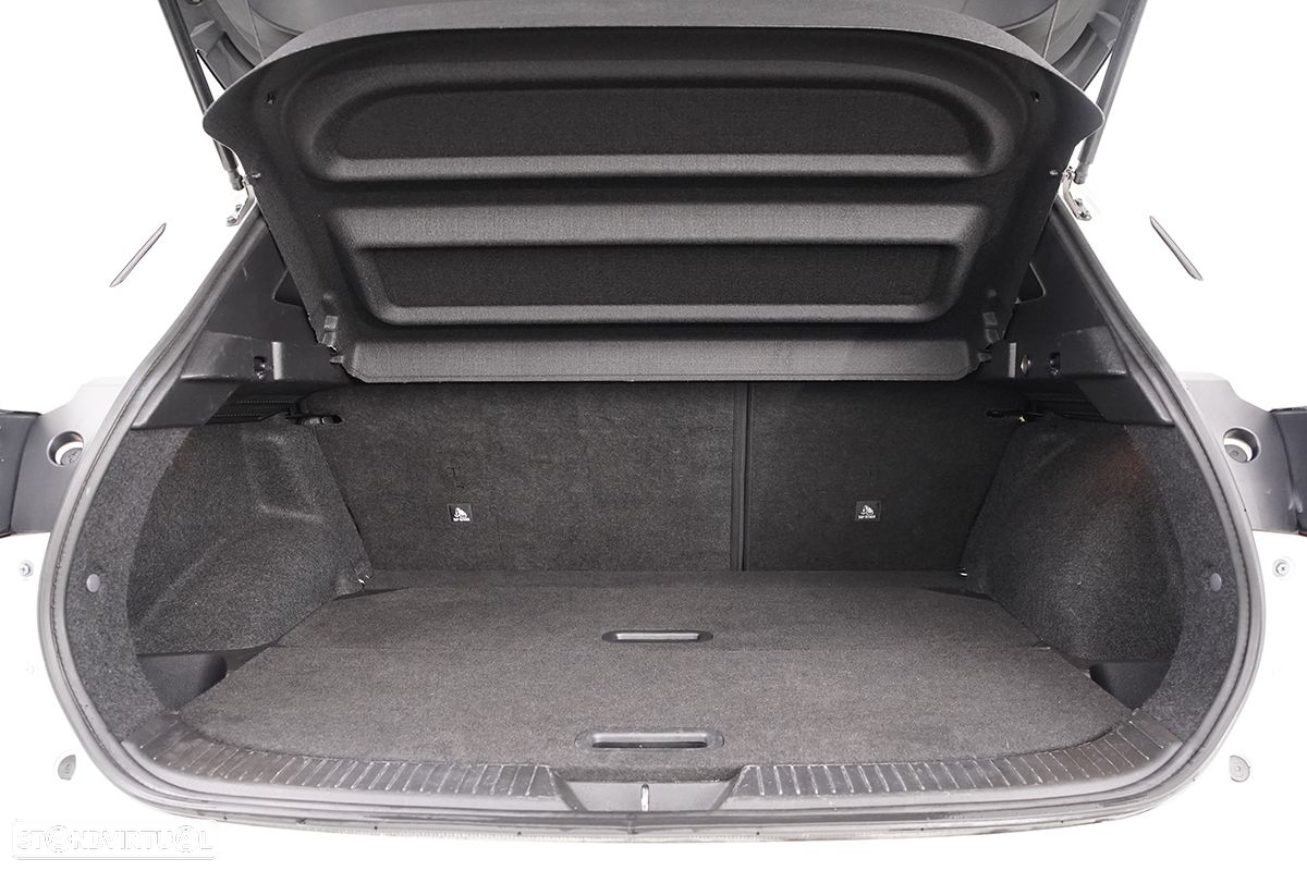 Nissan Qashqai 1.3 DIG-T N-Connecta Xtronic - 24