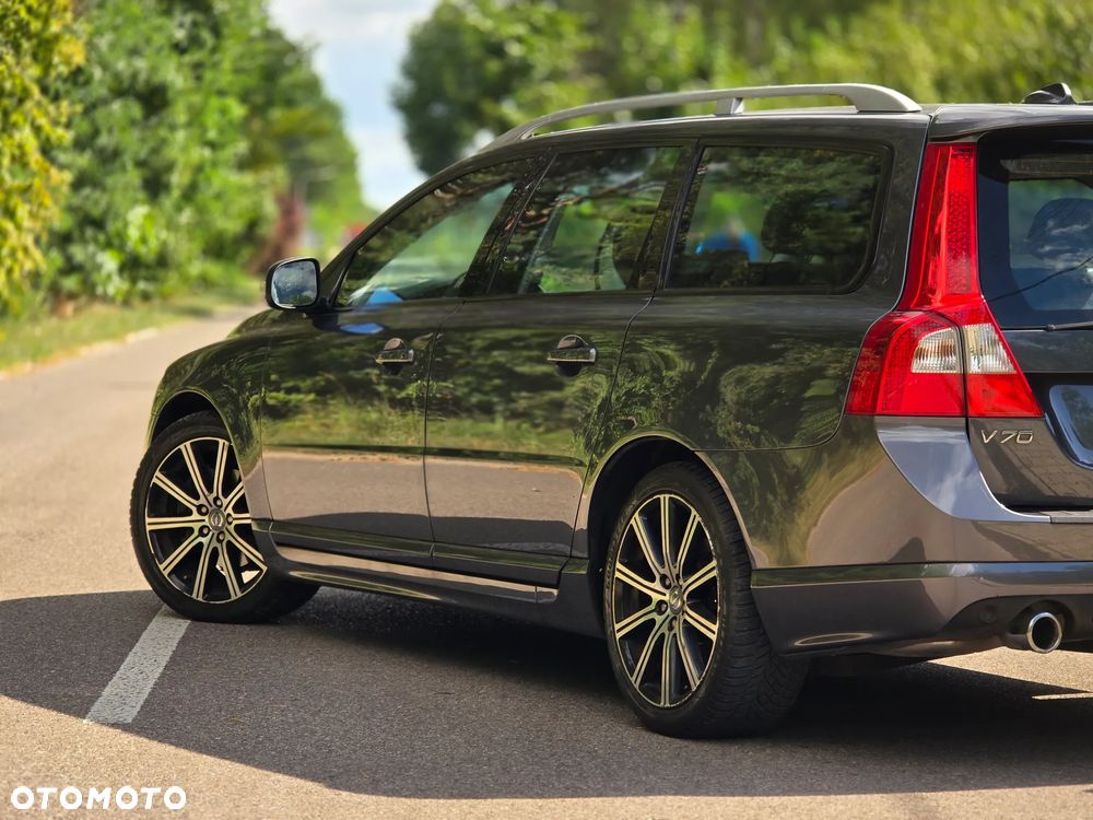 Volvo V70 2.0T Powershift RDesign - 38