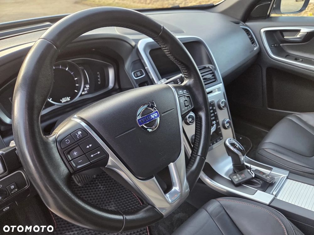 Volvo XC 60 D4 Geartronic Ocean Race - 18