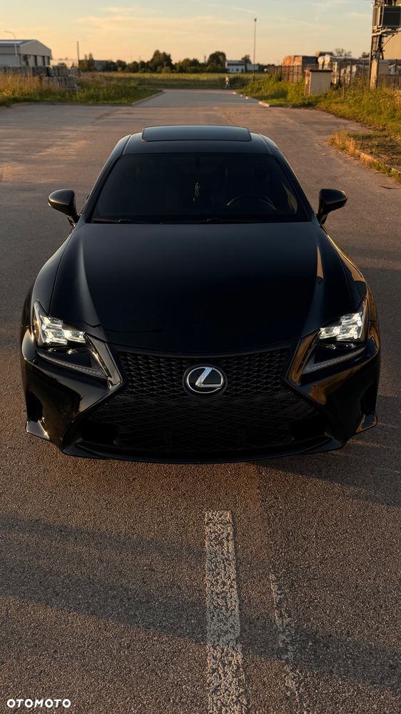 Lexus RC - 12