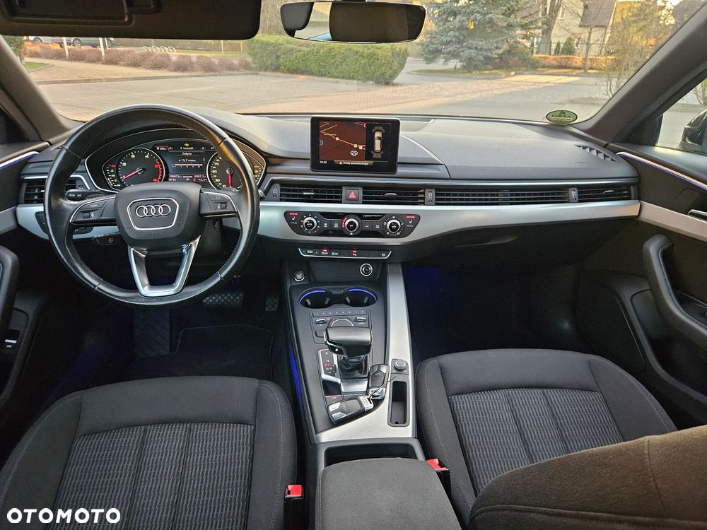 Audi A4 Avant 2.0 TDI ultra S tronic - 11