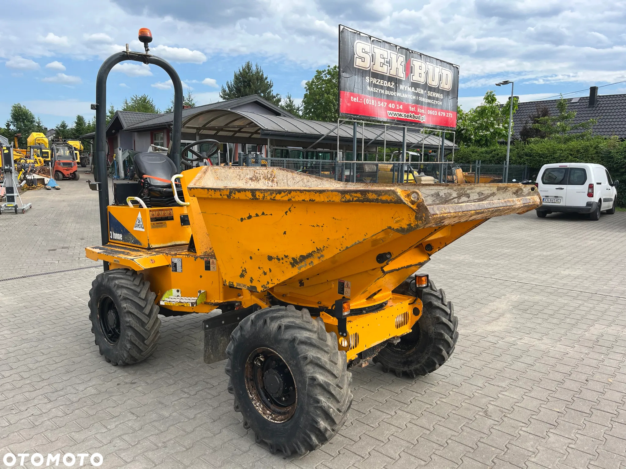 Thwaites Mach 573 3 Tonne - 3