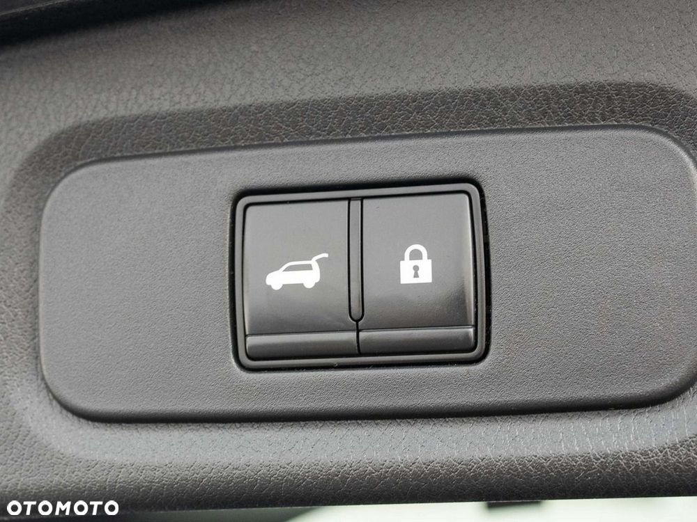 Nissan Qashqai 1.3 DIG-T MHEV Xtronic N-Connecta - 26