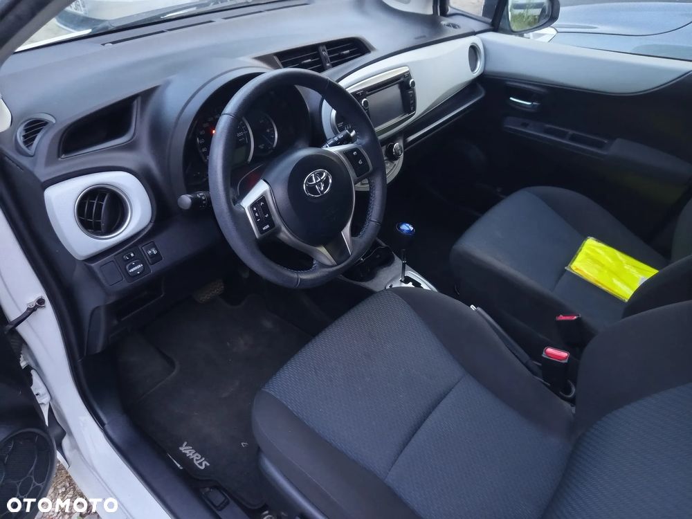 Toyota Yaris - 3