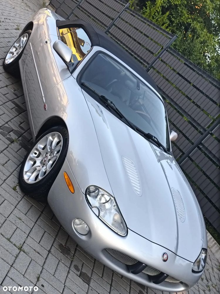 Jaguar XK8 - 8
