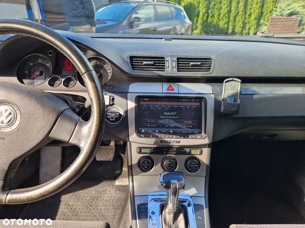 Volkswagen Passat 2.0 TDI Highline DSG - 9