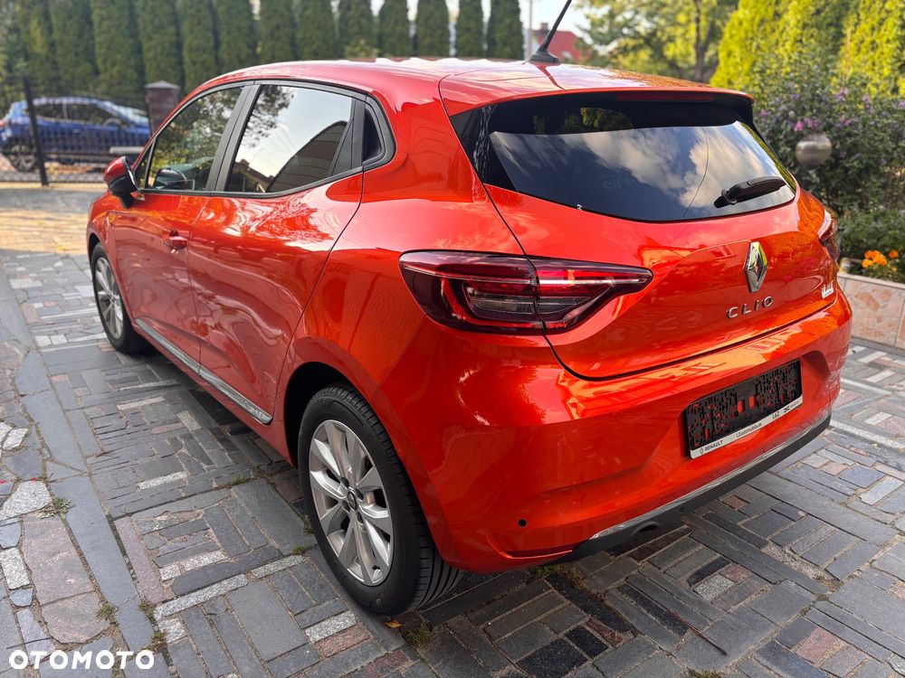 Renault Clio TCe 100 EXPERIENCE - 9