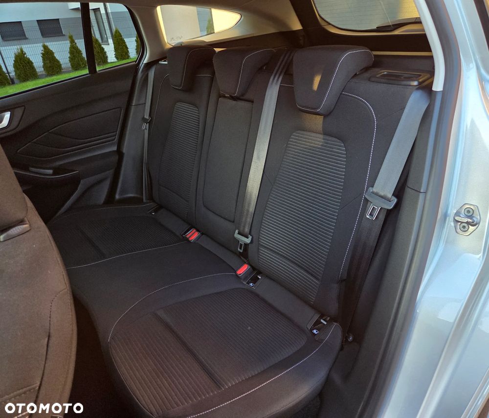 Ford Focus 1.0 EcoBoost Titanium X - 22