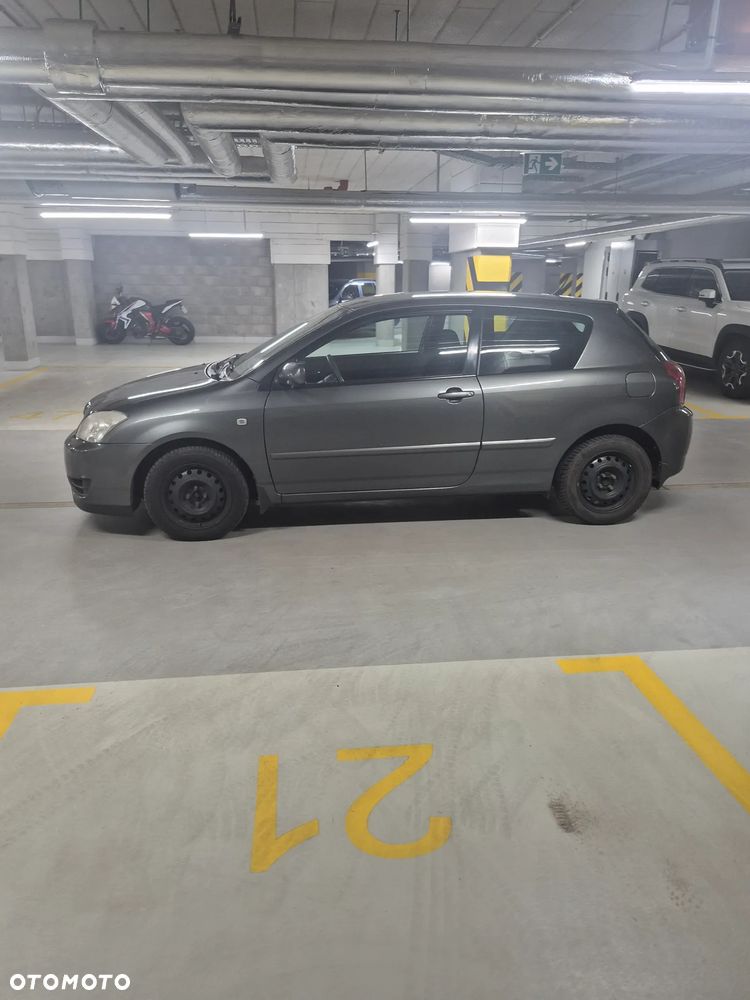 Toyota Corolla 1.4 D-4D Luna - 17