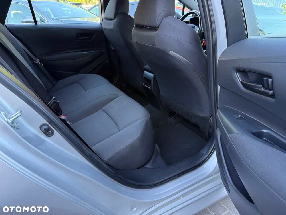 Toyota Corolla 1.2 T Active - 19