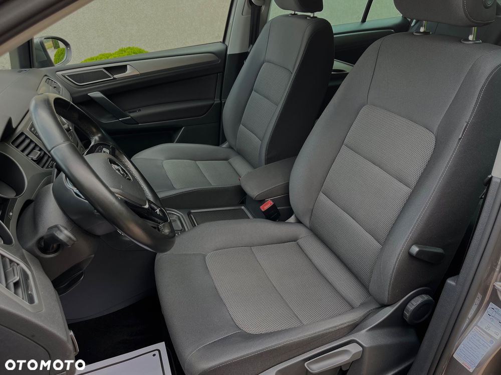 Volkswagen Golf Sportsvan - 20