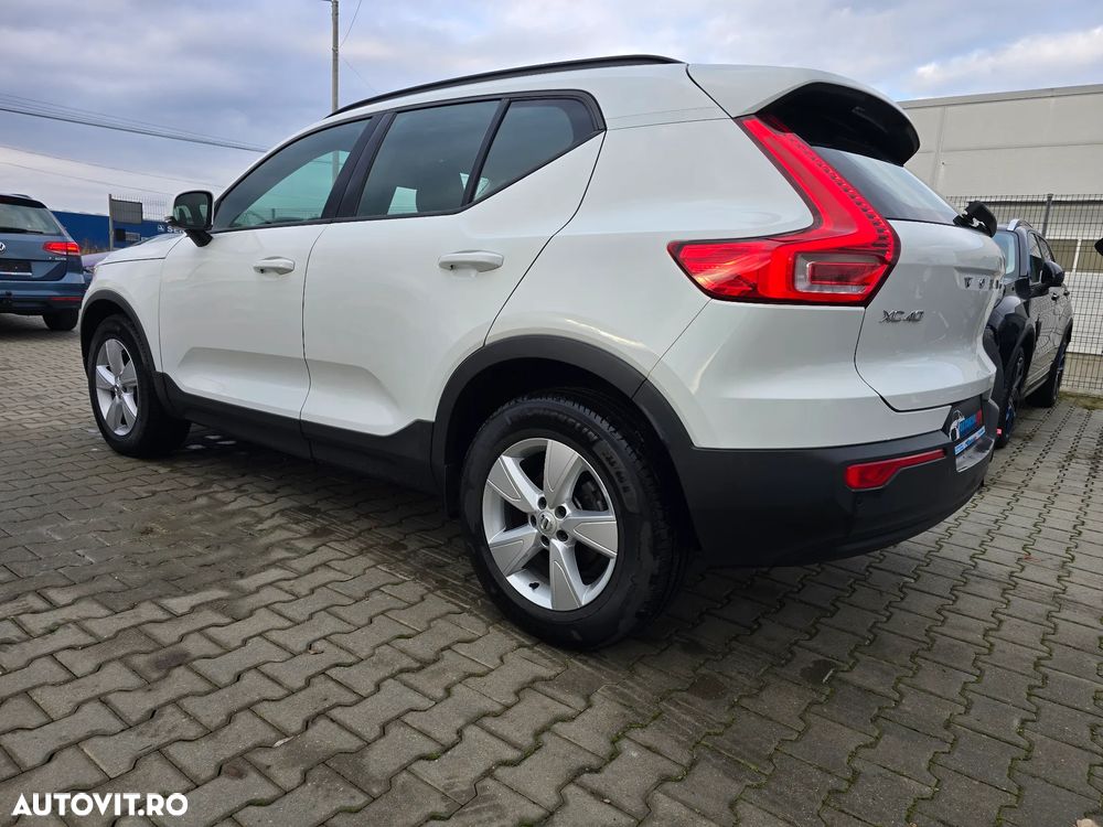 Volvo XC 40 - 4