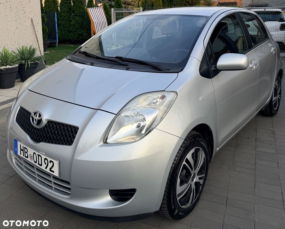 Toyota Yaris 1.3 Luna Hit - 21