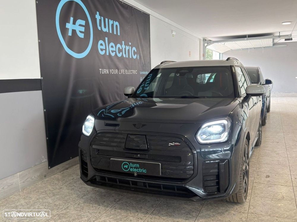 MINI Countryman E JCW - 2