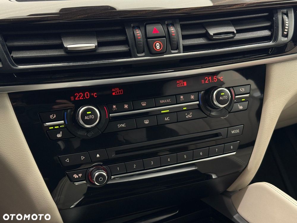 BMW X6 xDrive35i - 24