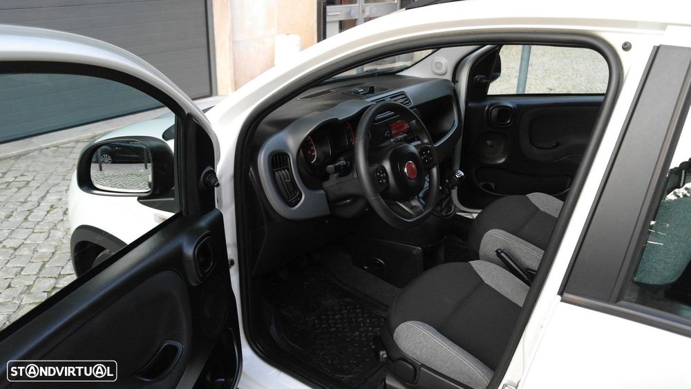 Fiat Panda 1.0 Hybrid City Life - 24