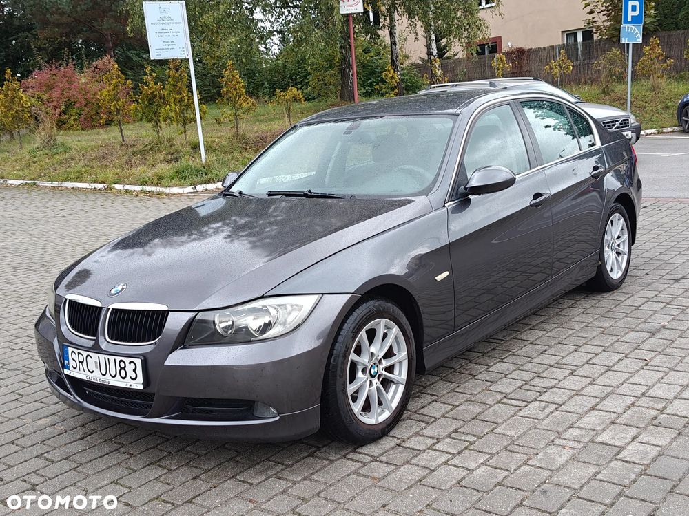 BMW Seria 3 320i - 16