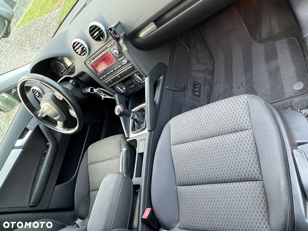Audi A3 Sportback 2.0 TDI DPF S line Sportpaket - 24