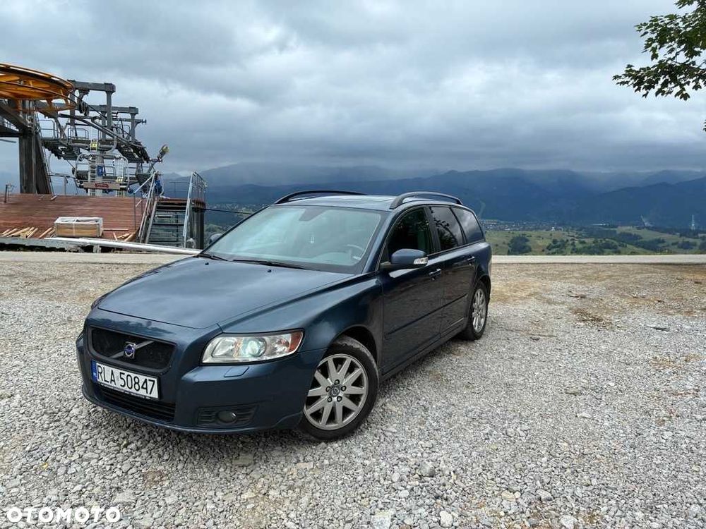 Volvo V50 - 1