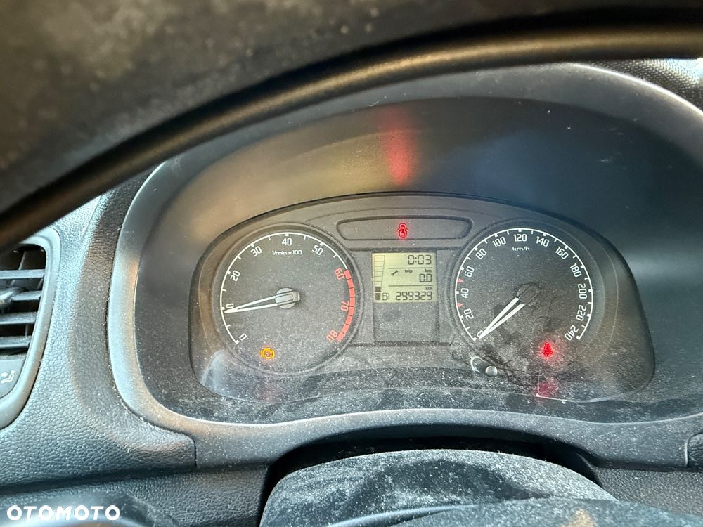 Skoda Fabia 1.2 12V Ambiente - 6