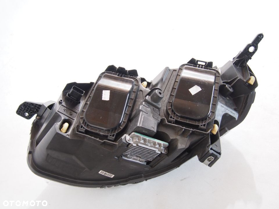 Peugeot Expert Traveller 16r Reflektor prawy lampa prawa xenon 2016 - 4