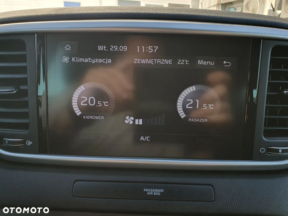 Kia Sportage 1.6 T-GDI M 2WD DCT - 34