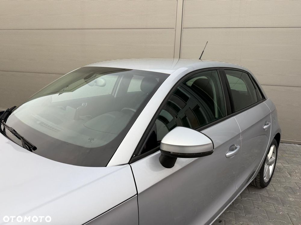 Audi A1 Sportback 1.4 TDI (ultra) design - 4