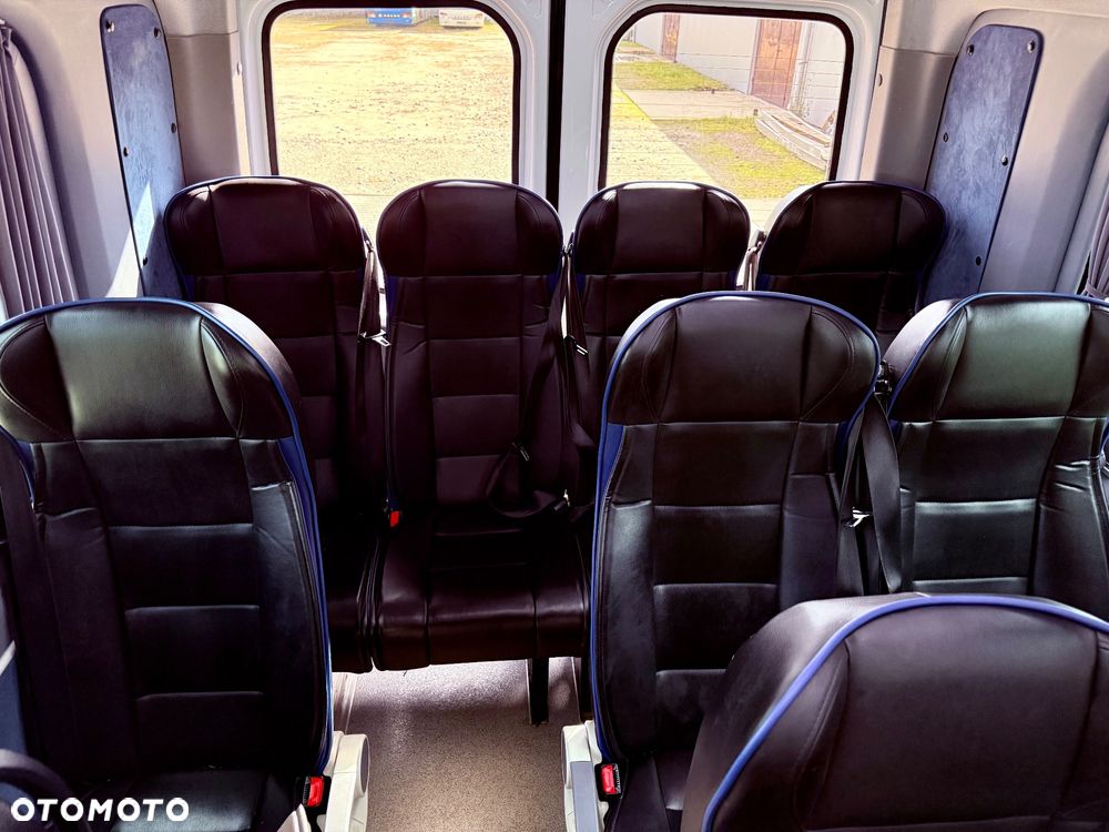 Mercedes-Benz SPRINTER 516 24 Miejsca - 16