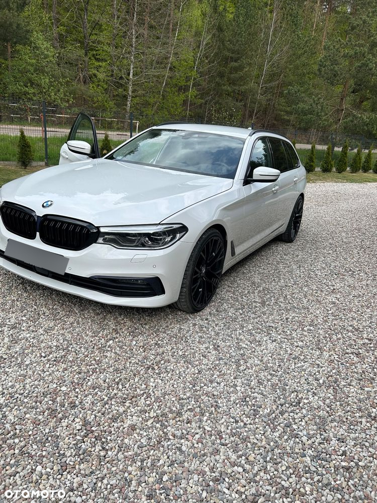 BMW Seria 5 540d xDrive Sport Line sport - 38