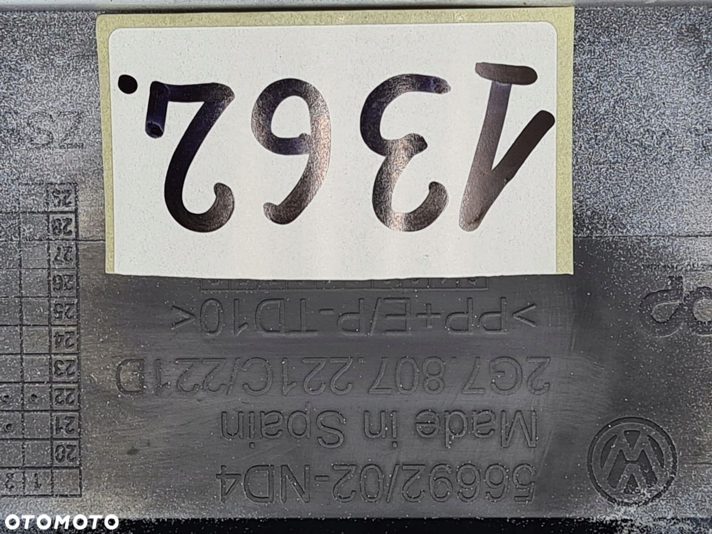VW Taigo 21- zderzak przód przedni pdc - 9