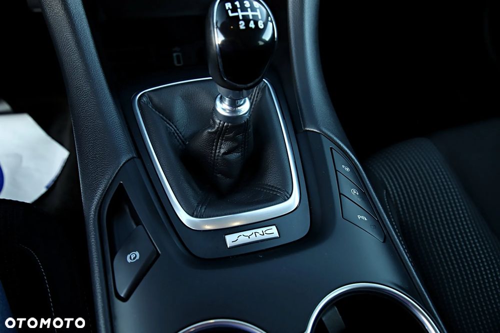 Ford Mondeo 2.0 EcoBlue Titanium - 30