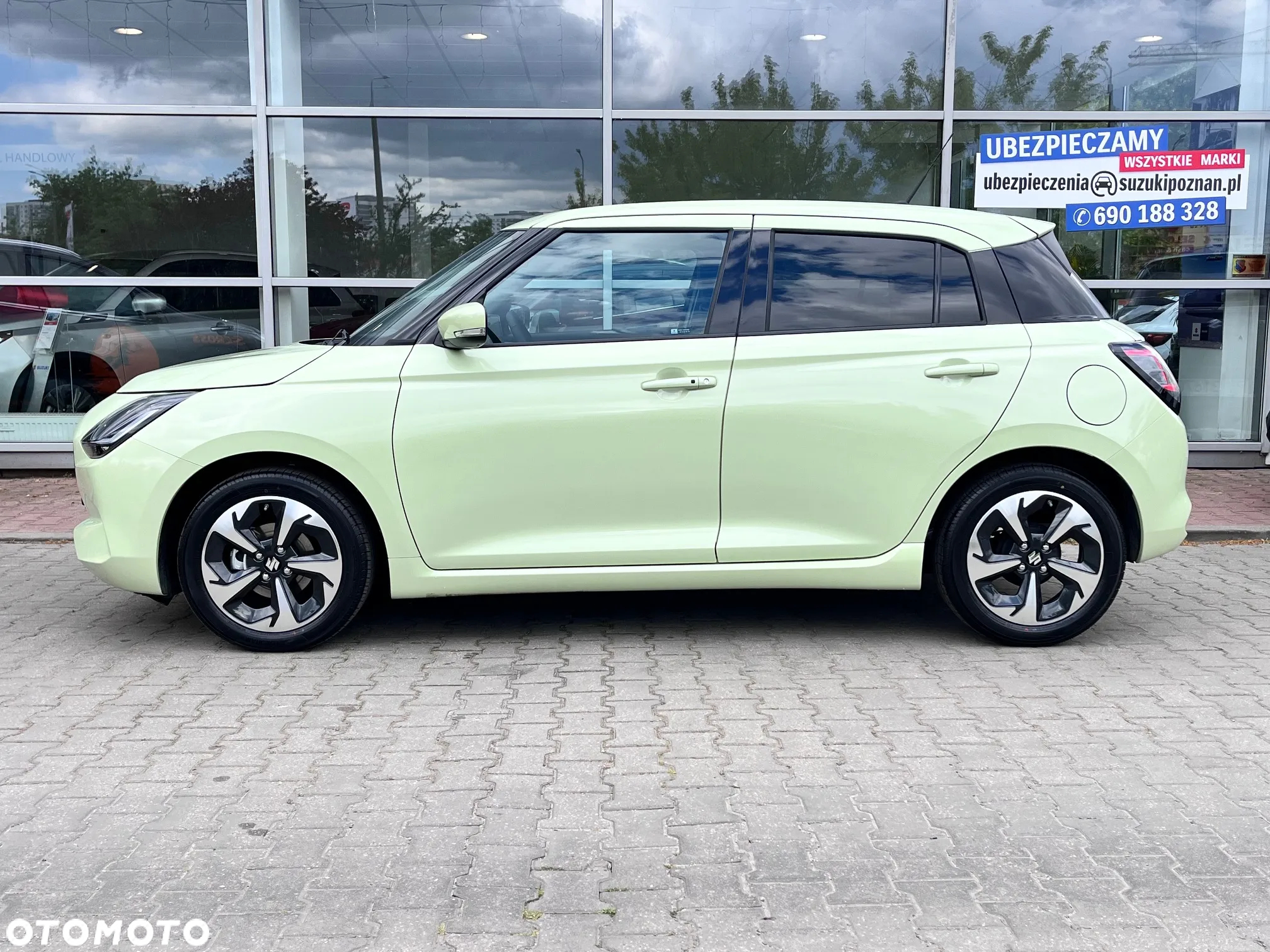 Suzuki Swift 1.2 Dualjet SHVS Elegance CVT - 2