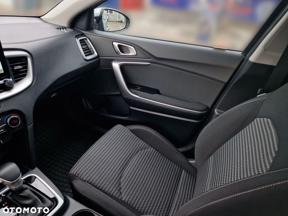 Kia Ceed 1.5 T-GDI M DCT - 34