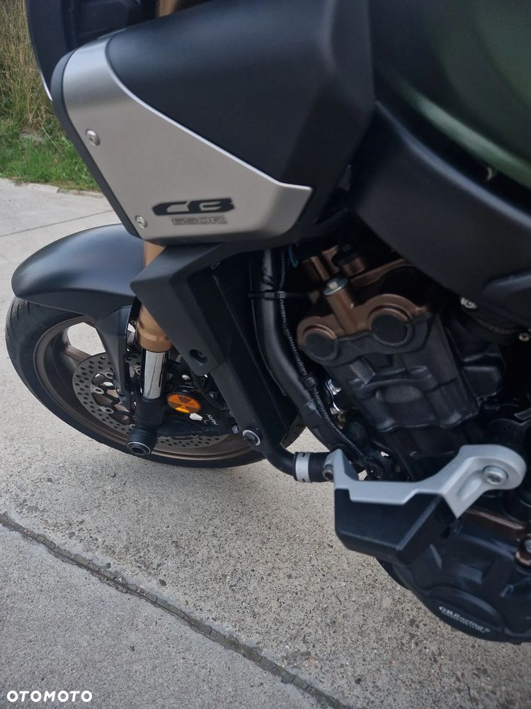 Honda CB - 7