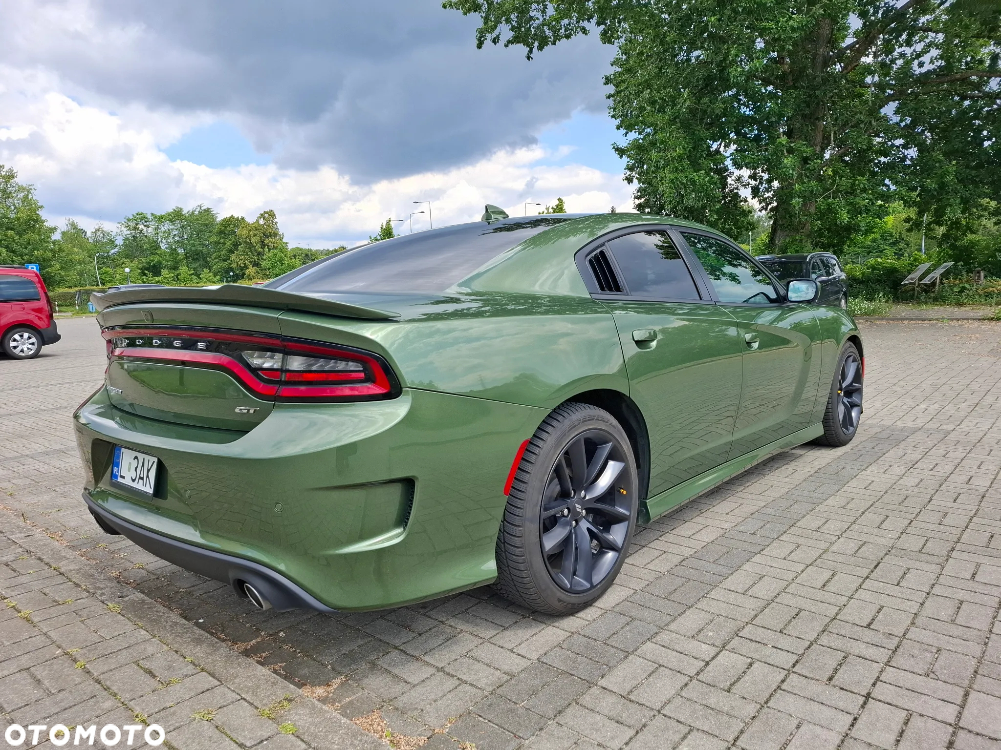 Dodge Charger - 8