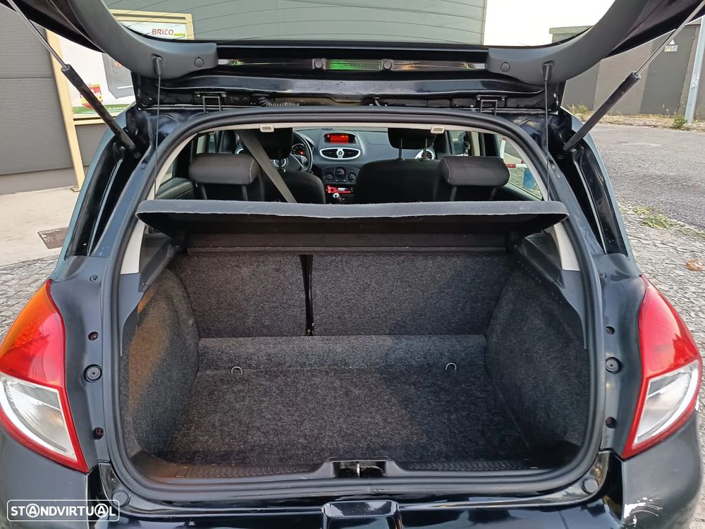 Renault Clio 1.2 16V Dynamique S - 10
